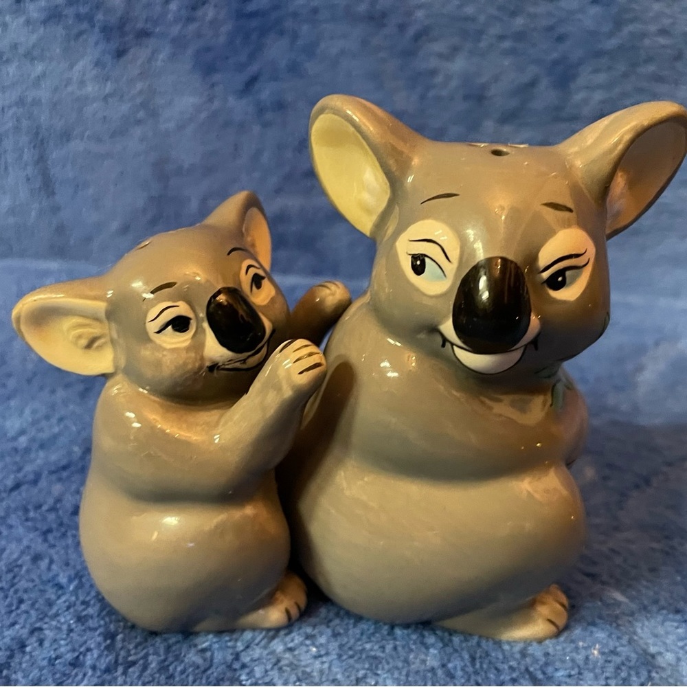 Westland Giftware Momma & Baby Koala Bear Salt and Pepper Shakers.
